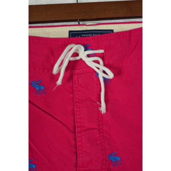 Abercrombie & Fitch Shorts Mens XL Red Moose All over Print Bermuda Baggy - Picture 3 of 8